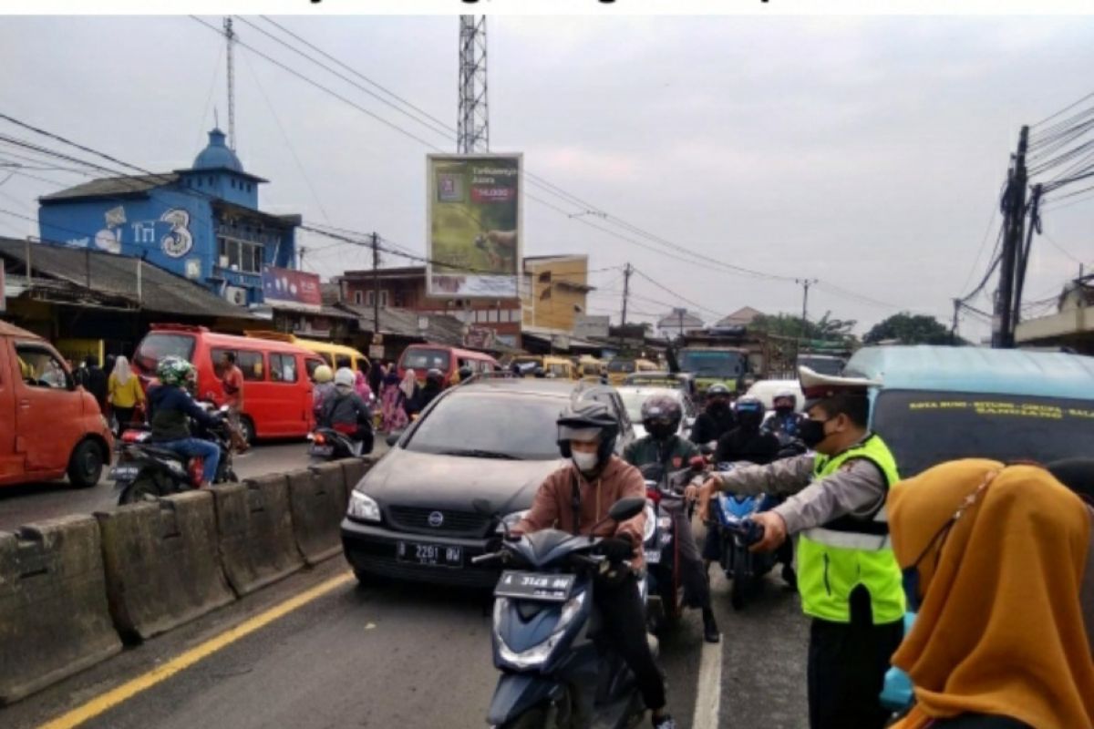 Sulit menyeberang, warga Tangerang butuhkan JPO