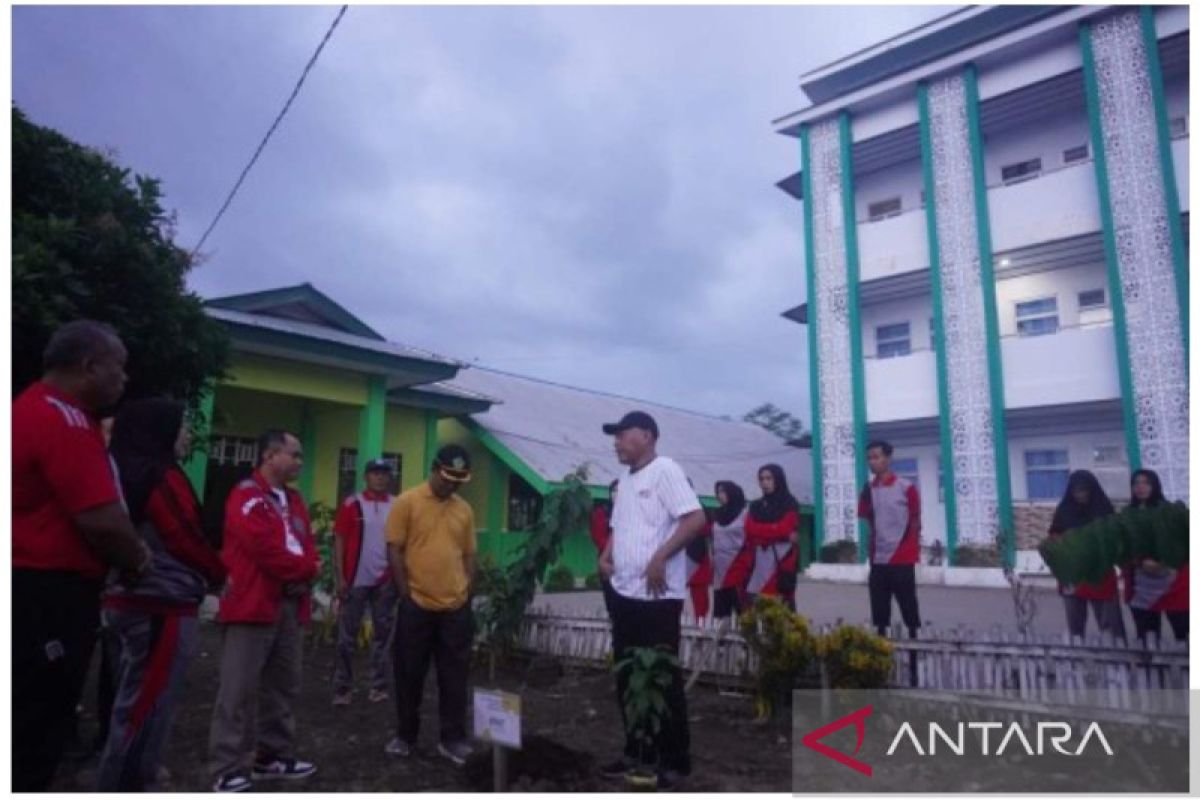 Kemenag Sulut tumbuhkan kesadaran santri jaga kelestarian lingkungan