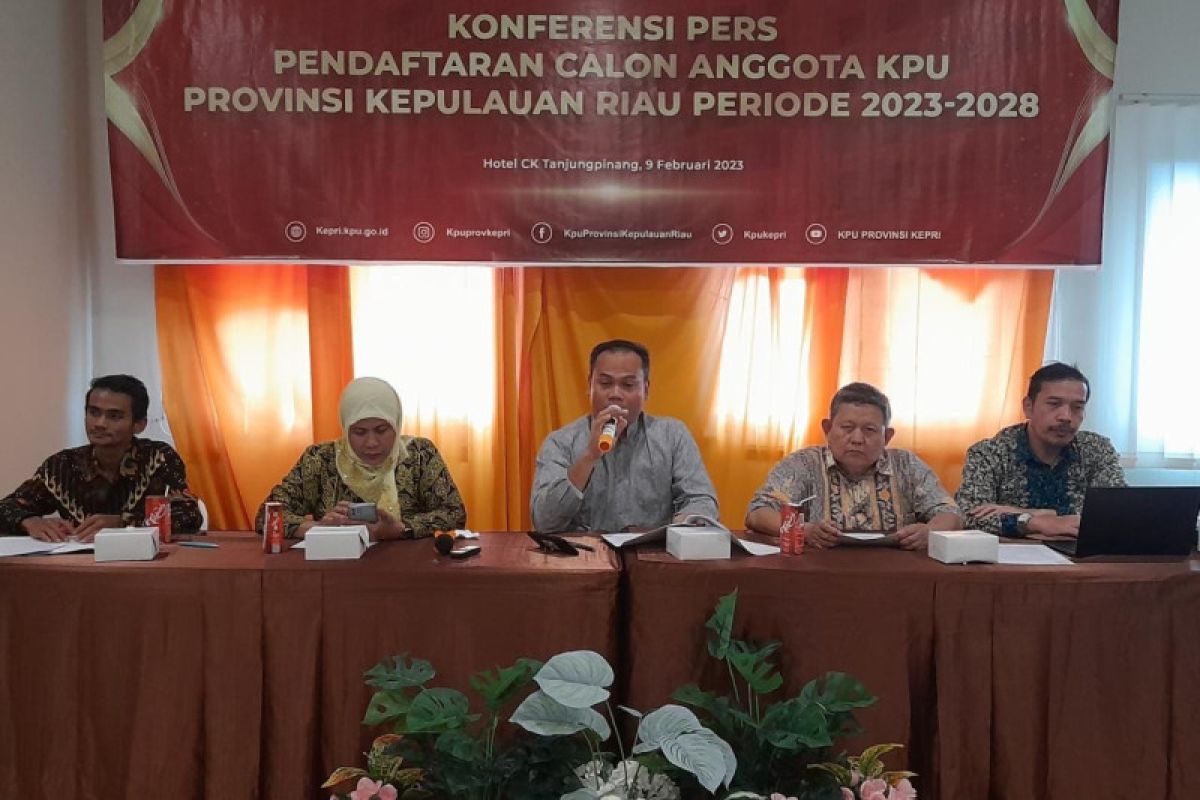 105 orang daftar calon anggota KPU Kepri