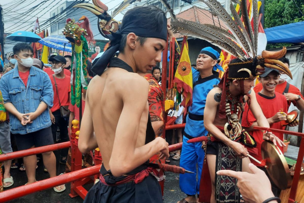 Budaya Tionghoa tampil dalam perayaan Cap Go Meh di Tambora