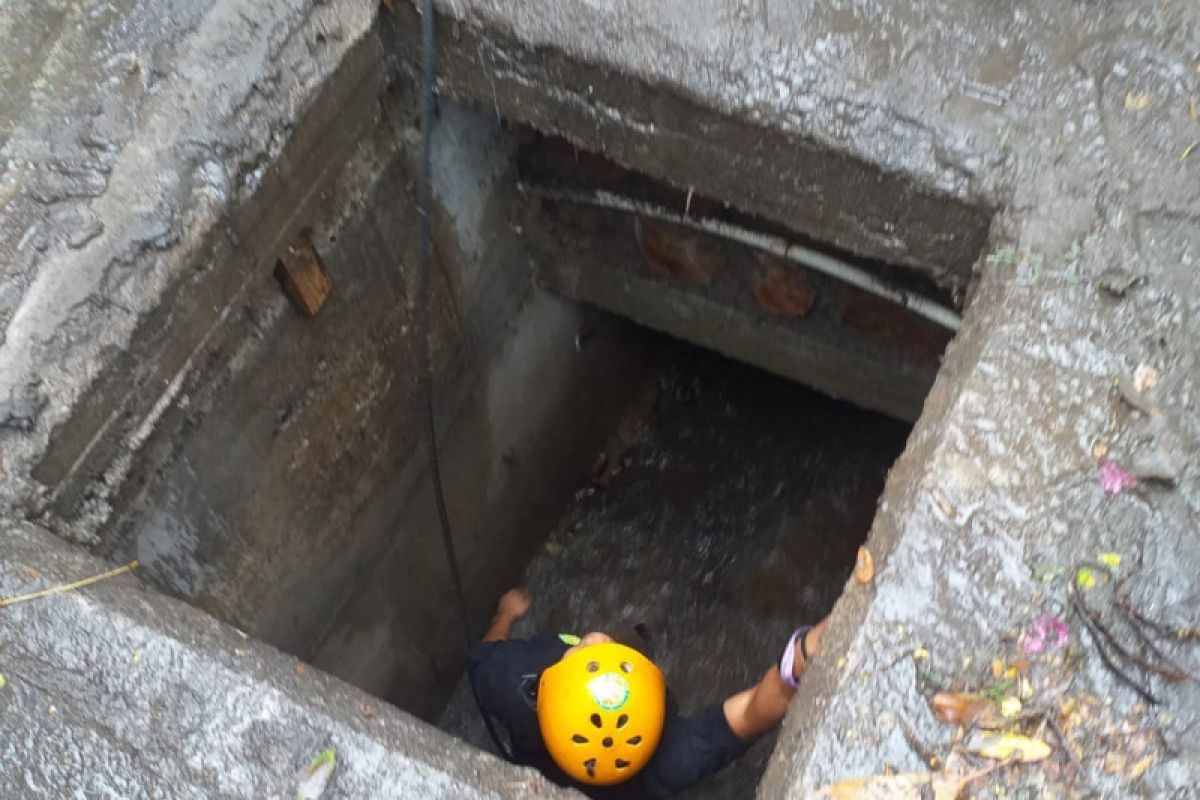 Dua bocah di Lombok Timur terseret arus sungai, 1 meninggal dan 1 dalam pencarian