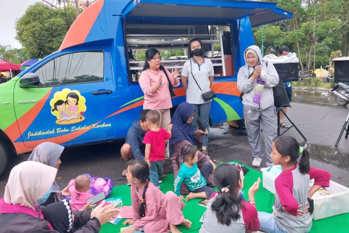 Tingkatkan minat baca masyarakat, Kalteng giatkan perpustakaan keliling