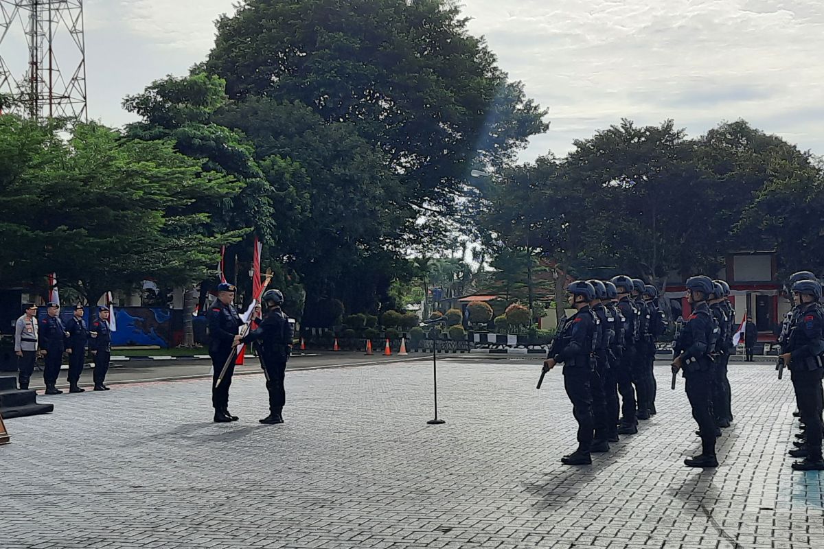 Polri memberangkatkan Tim Brimob ikuti lomba UAE SWAT Challenge di Dubai