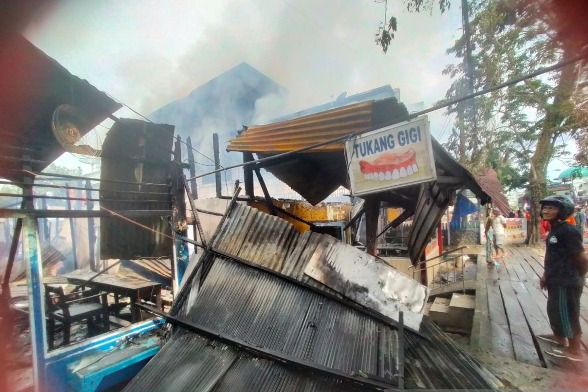 Tiga unit rumah di Tarakan hangus terbakar
