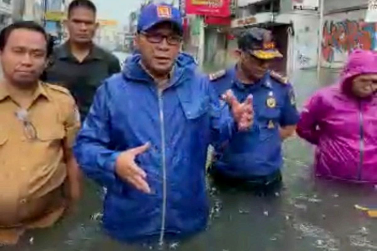 Wali Kota: Banjir di Makassar juga dipengaruhi air pasang laut