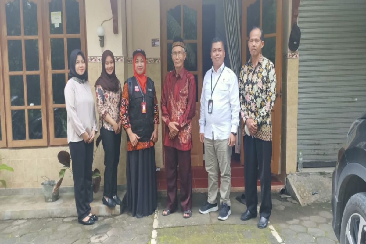 KPU Kulon Progo lakukan coklit Pemilu 2024 ke tokoh masyarakat