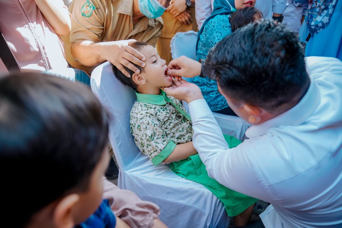 Wali Kota Bobby canangkan sub PIN polio di Medan