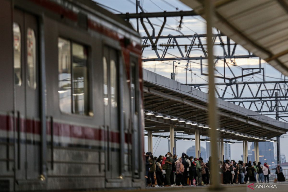 Kemenperin: Tak perlu impor gerbong KRL karena RI mampu memproduksi