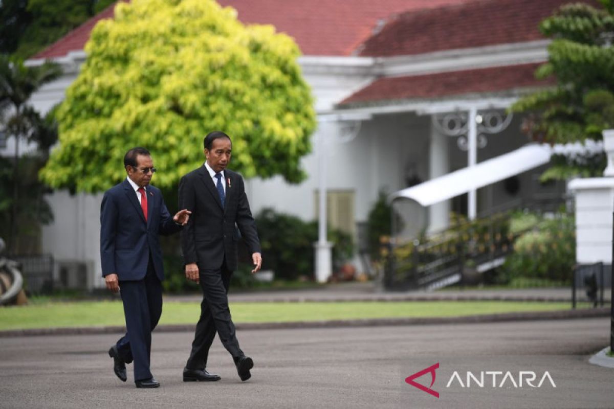 Jokowi sambut operasional bus DAMRI rute Kupang-Dili Timor Leste