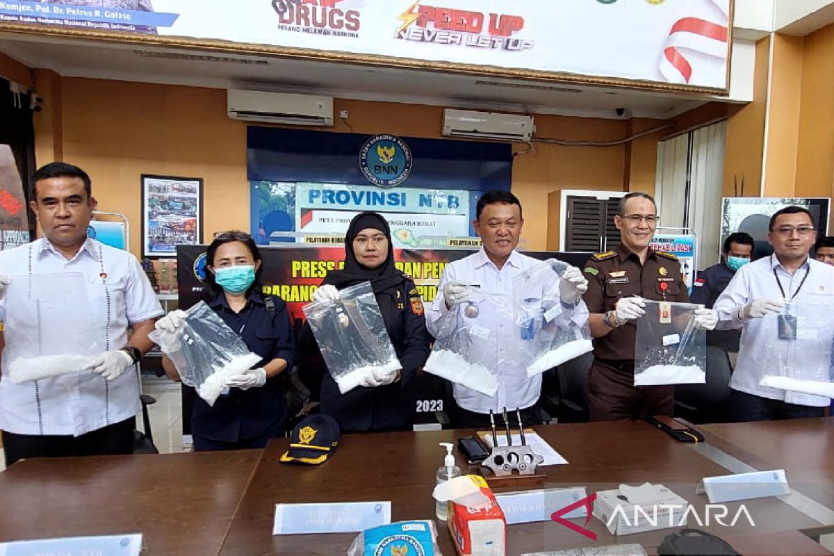 BNNP NTB memusnahkan 640,9 gram sabu-sabu asal Medan