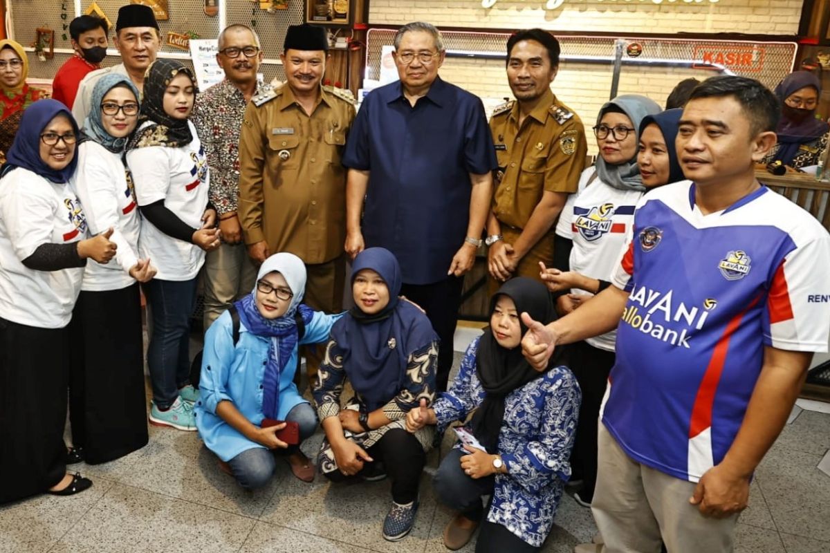 Lepas kangen, SBY nikmati kulineran di Kota Madiun