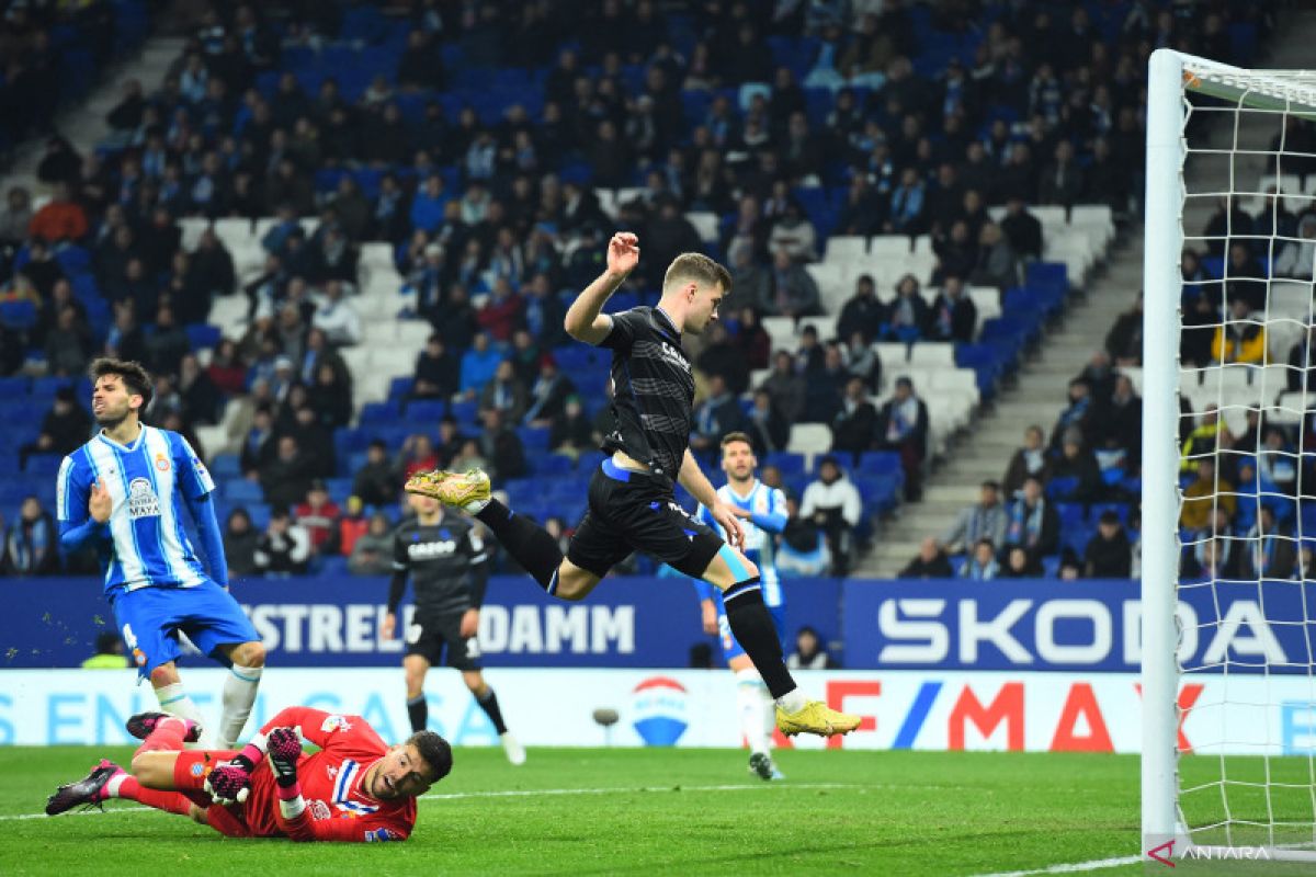 Sociedad kokohkan di posisi ketiga usai tundukkan Espanyol 3-2