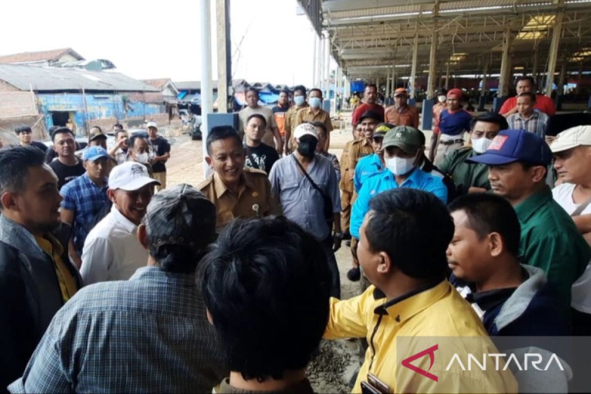 Pemkab Bekasi respon cepataspirasi ribuan pedagang Pasar Cibitung