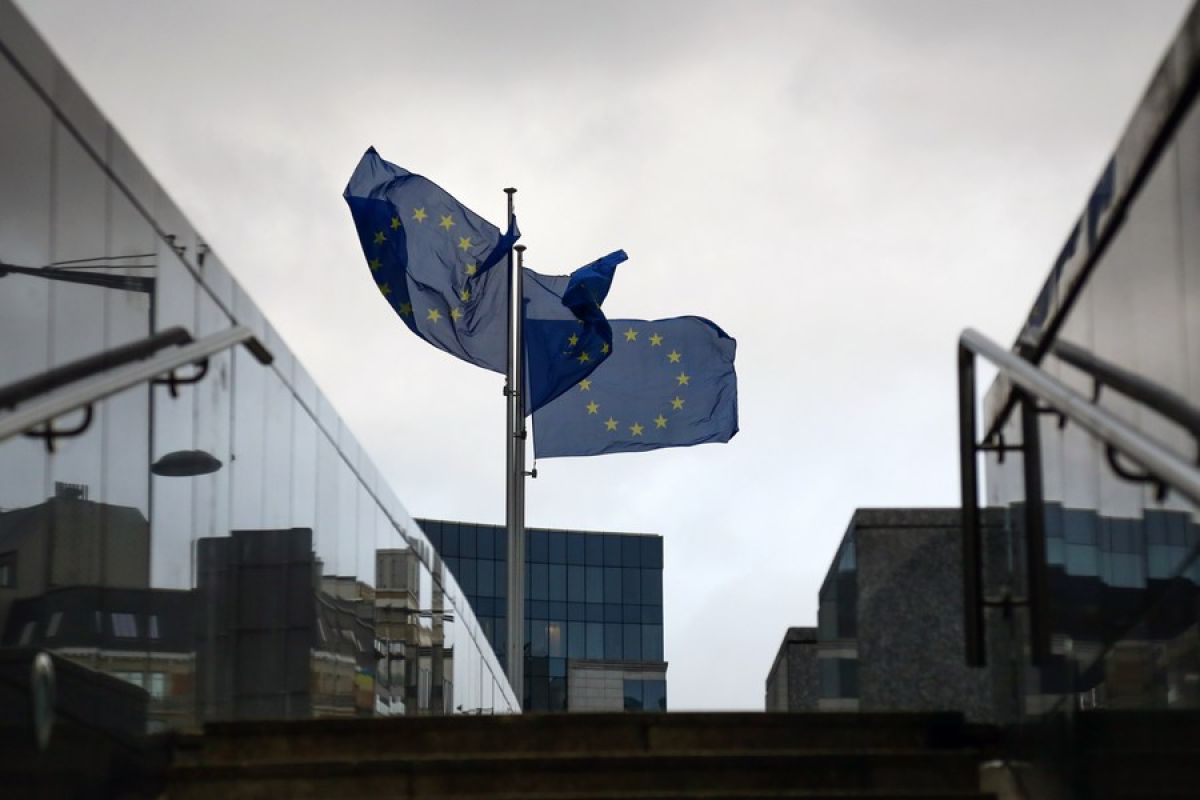 EU persiapkan perekonomian hindari resesi, hambatan tetap ada