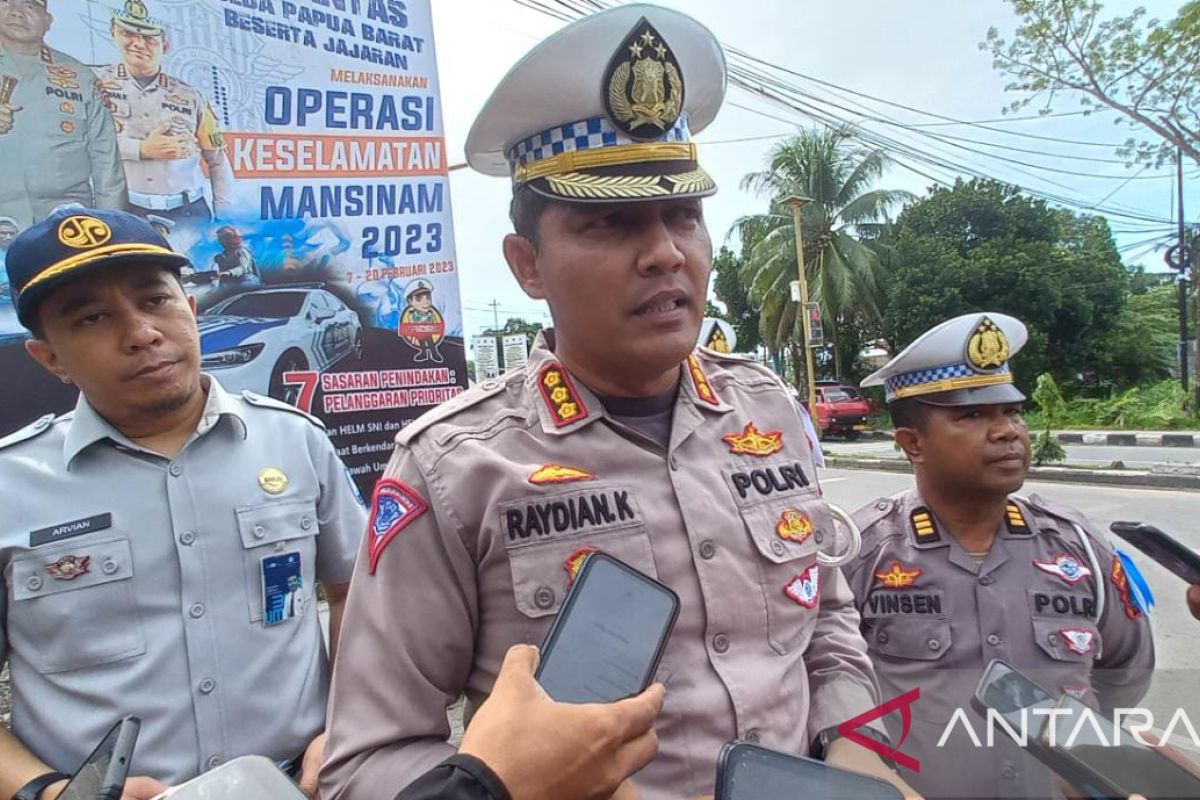 Polisi gencarkan edukasi dan sosialisasi tertib lalu lintas