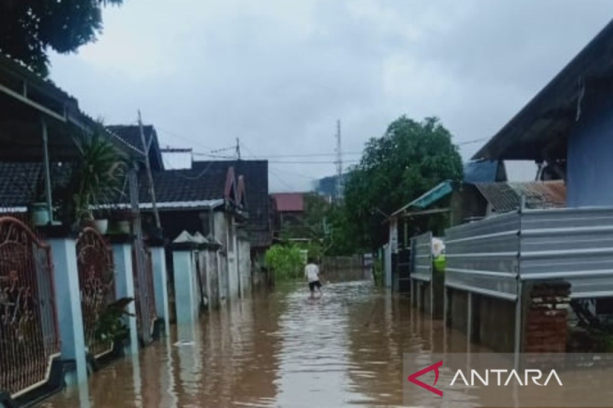 Banjir terjang Sumbawa Barat