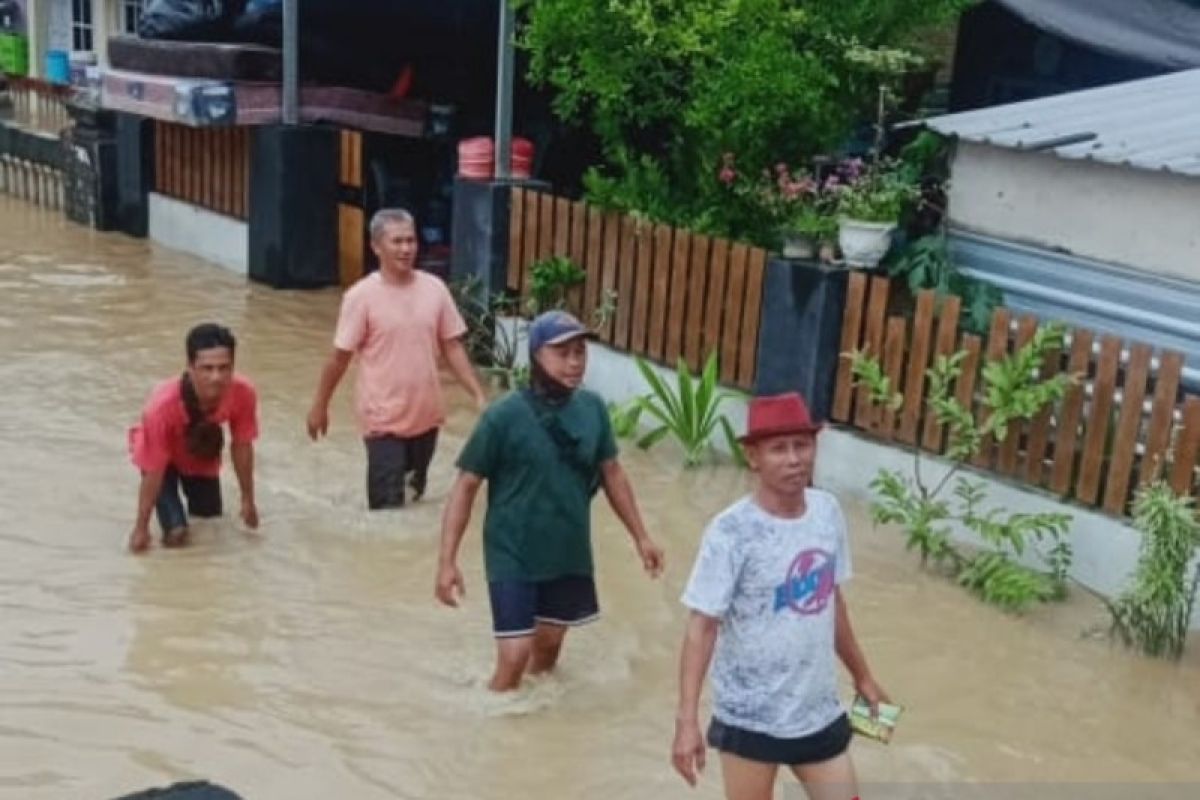 Listrik di Sumbawa Barat masih padam akibat banjir