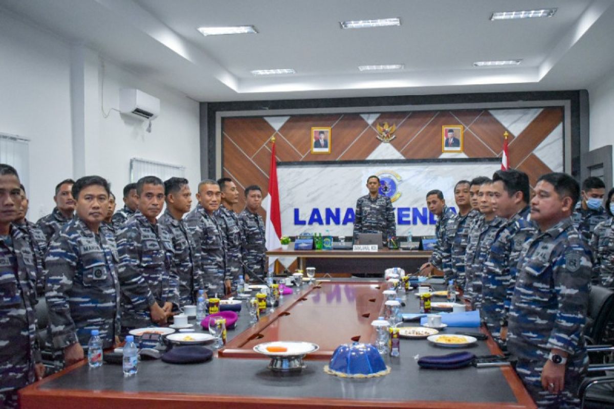 Danlanal Kendari ikuti rapat piminan TNI AL tahun 2023