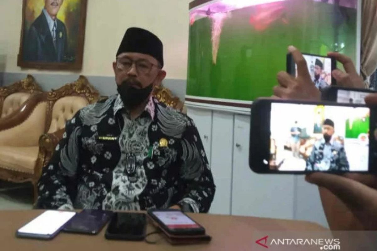 DPRD Indramayu proses pengunduran diri Wabup Lucky setelah reses