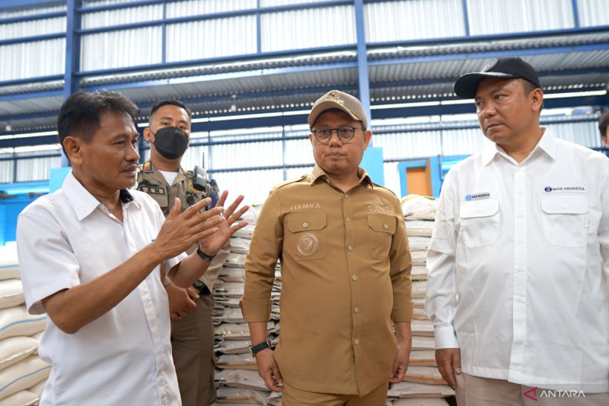 Penjabat Gubernur Gorontalo memantau ketersediaan pangan