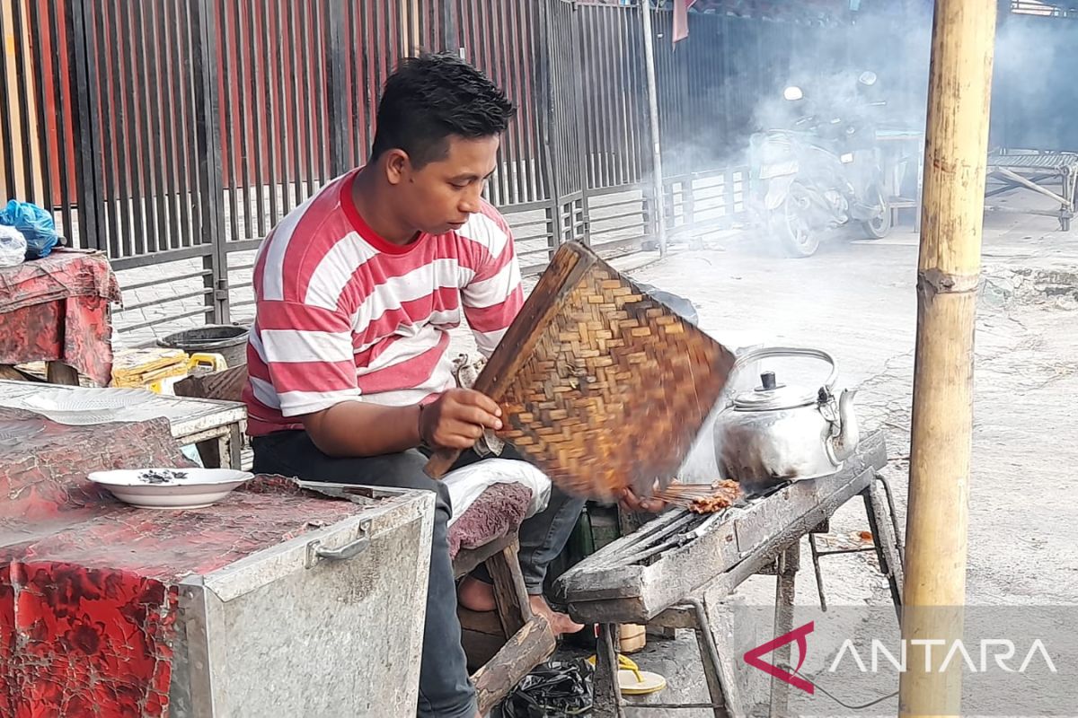 Nikmatnya Sate Lala' khas Pamekasan