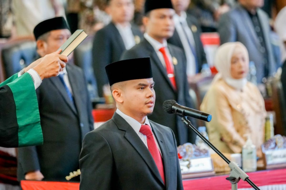 DPRD Medan lantik R Muhammad Khalil Prasetyo jadi anggota PAW