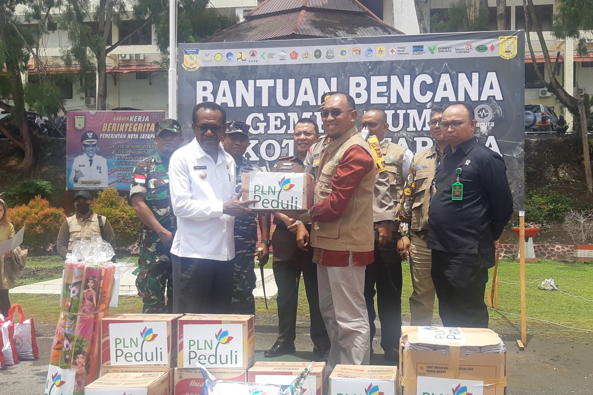 Satgas bencana BUMN Papua beri bantuan bagi korban gempa Kota Jayapura