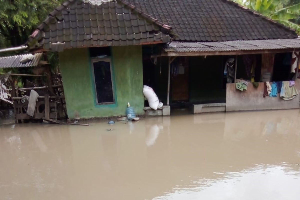 Desa penyangga Mandalika diterjang banjir