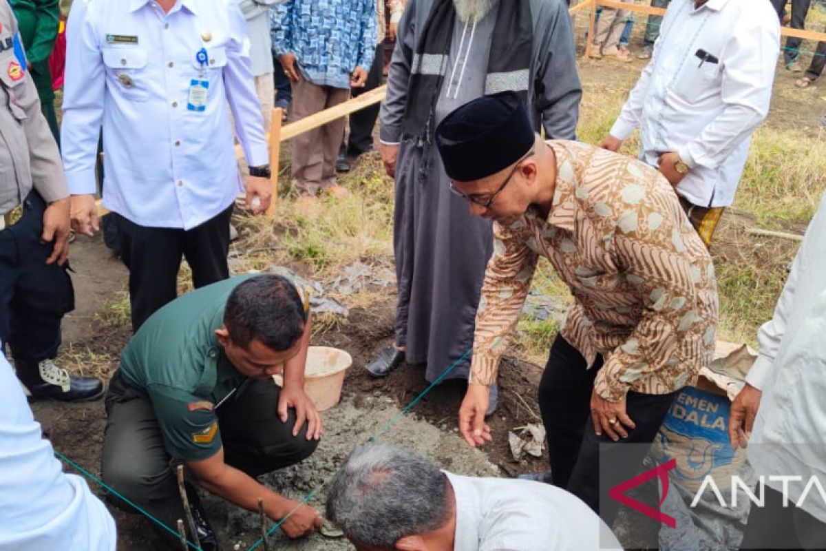 Pesantren ini kumpulkan Rp1.000 per hari bangun rumah duafa