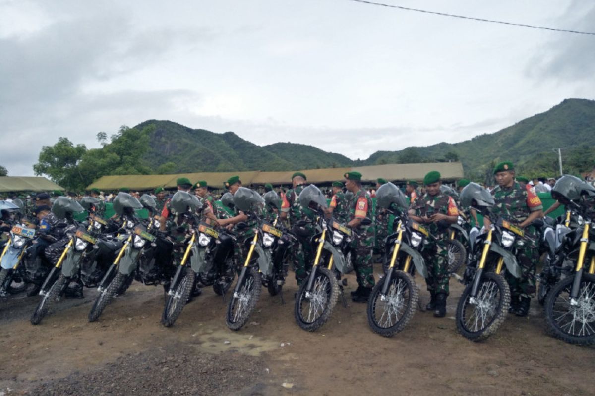 Menhan bantu kendaraan operasional Babinsa di Lombok Tengah