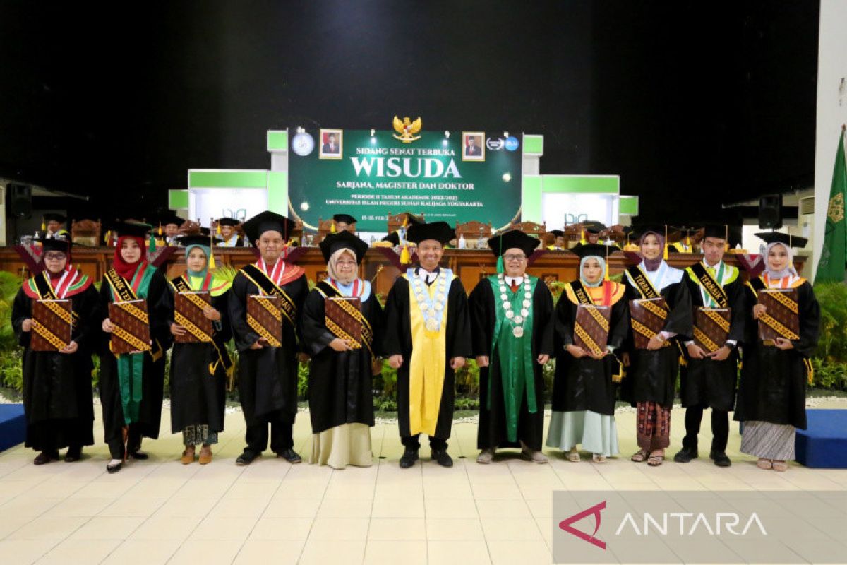 Rektor UIN Yogyakarta ajak wisudawan jangan ragu memiliki mimpi tinggi