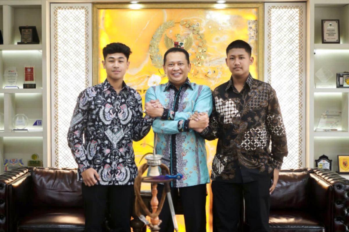 Dua pebalap muda Indonesia akan berlaga di Kejuaraan Dunia Motocross Junior 2023