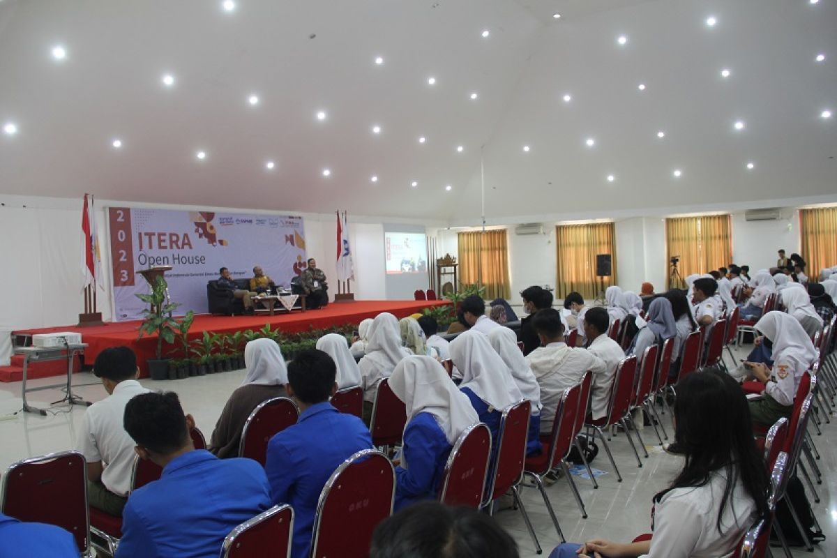 Ratusan pelajar antusias ikuti Itera Open House 2023