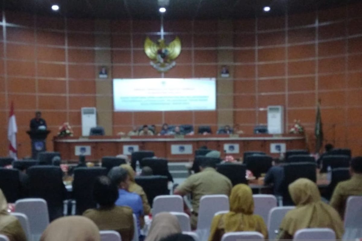 DPRD minta tenaga medis tinggal di Desa