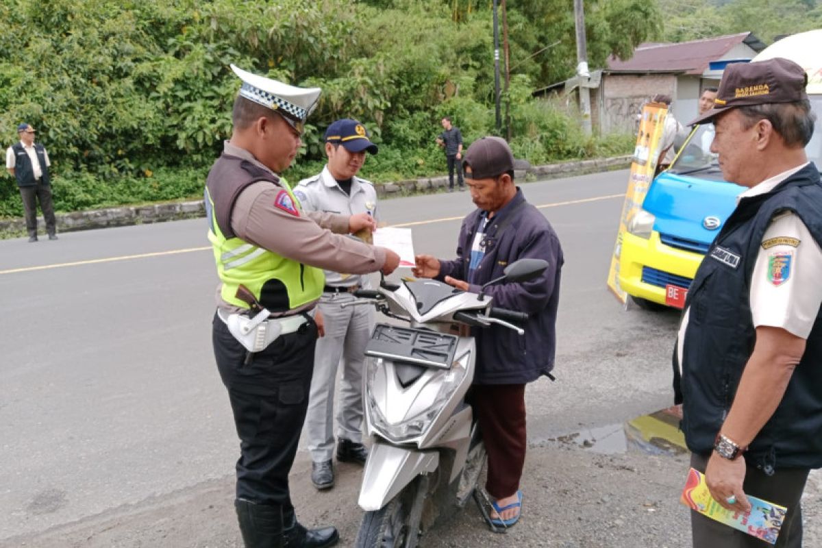 Sebanyak 246 pengendara terjaring razia lalu lintas di Lampung Barat