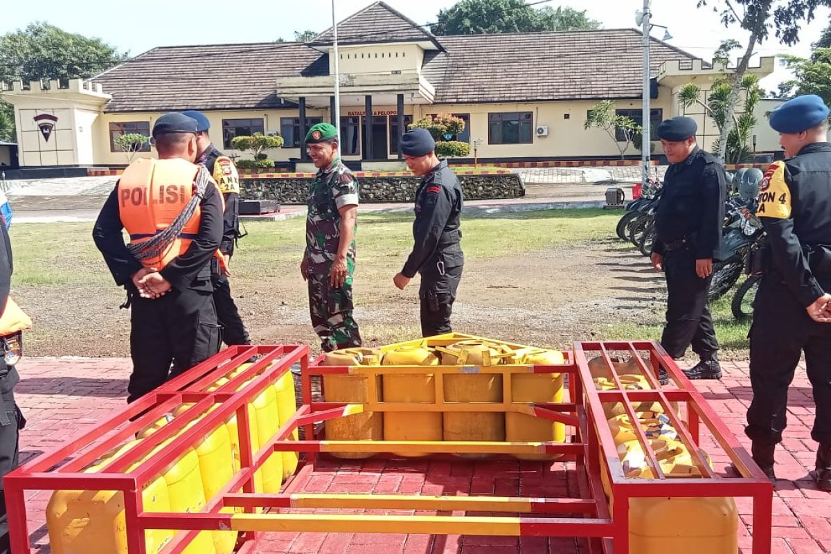 Satbrimob Polda NTB-TNI memperkuat sinergi hadapi bencana