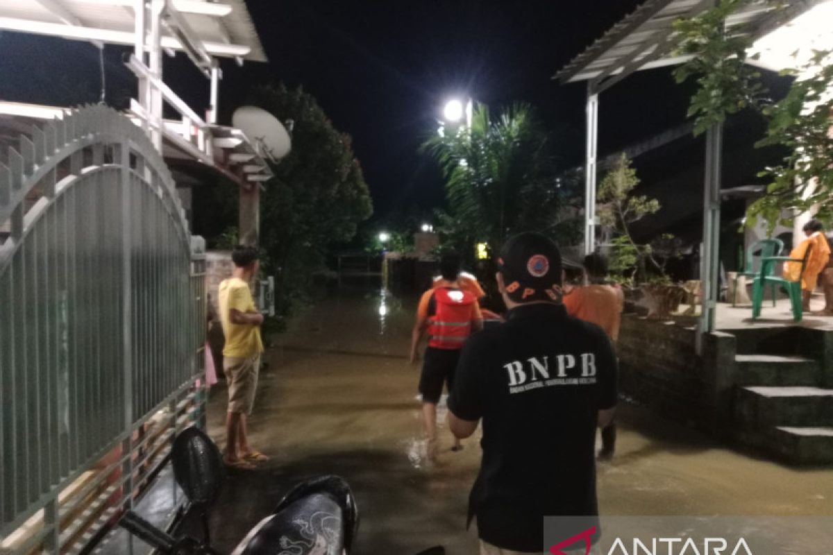 Puluhan rumah warga Baturaja Sumsel terendam banjir