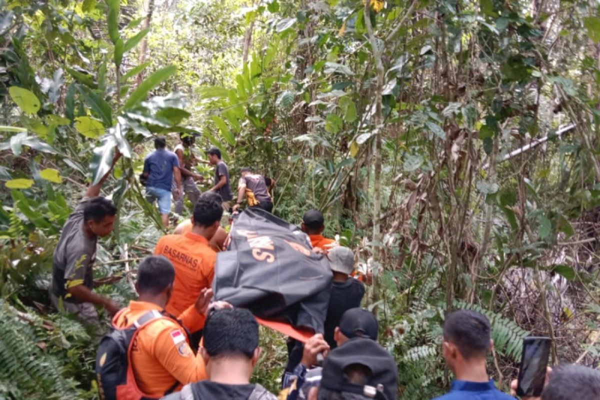 Tim Basarnas temukan nenek 80 tahun meninggal di dalam hutan