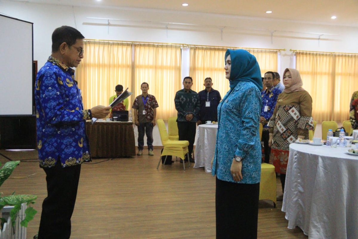 Sekda Kotabaru membuka pelatihan Satgas penanganan masalah perempuan dan anak.