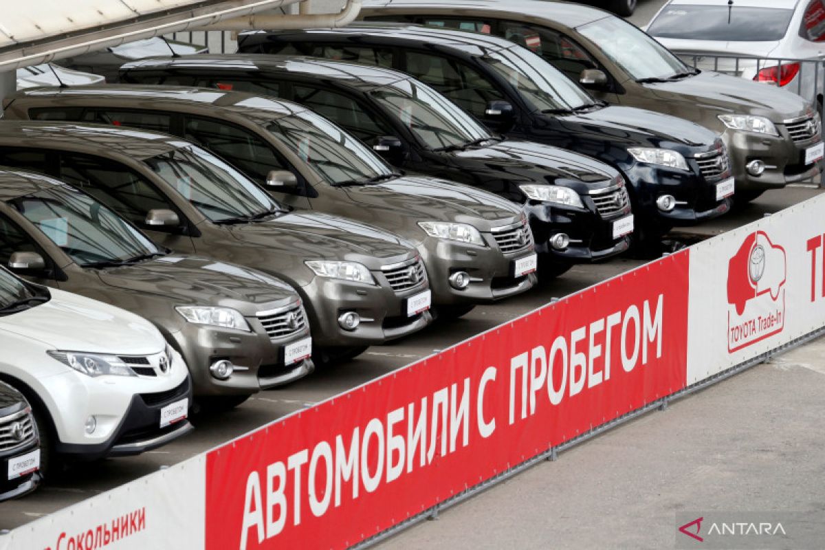 Mobil bekas dominasi penjualan kendaraan di Rusia