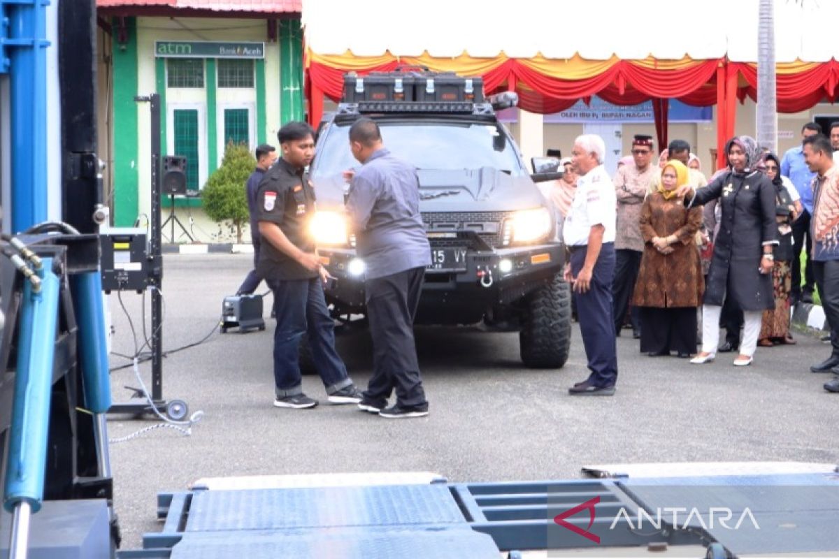 Pemkab Nagan Raya Aceh luncurkan mobil layanan uji kir kendaraan, semoga bermanfaat