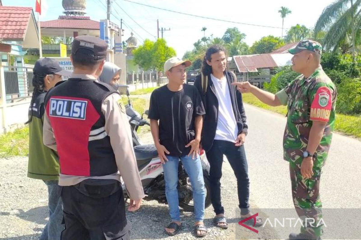 TNI dan Polri di Aceh Barat gelar patroli gabungan tingkatkan keamanan. jaga kondisi tetap kondusif