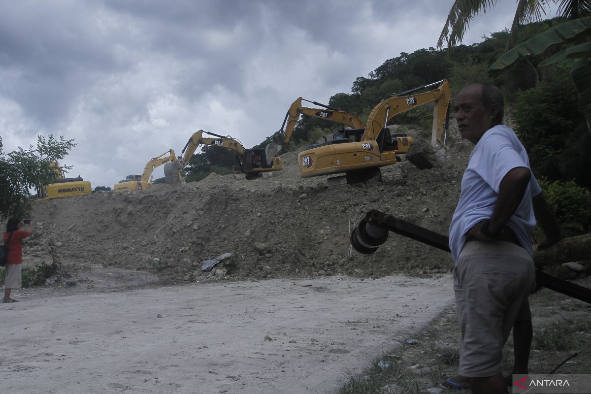 Pengerukan longsor trans Timor selesai dalam dua pekan, menurut BPJN