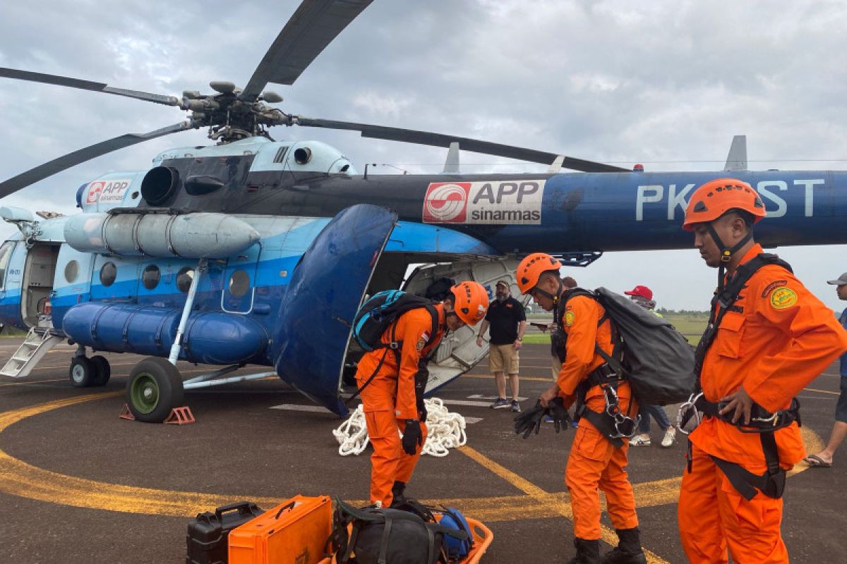 Tim evakuasi belum bisa jangkau Kapolda Jambi di perbukitan Kerinci hingga Minggu sore