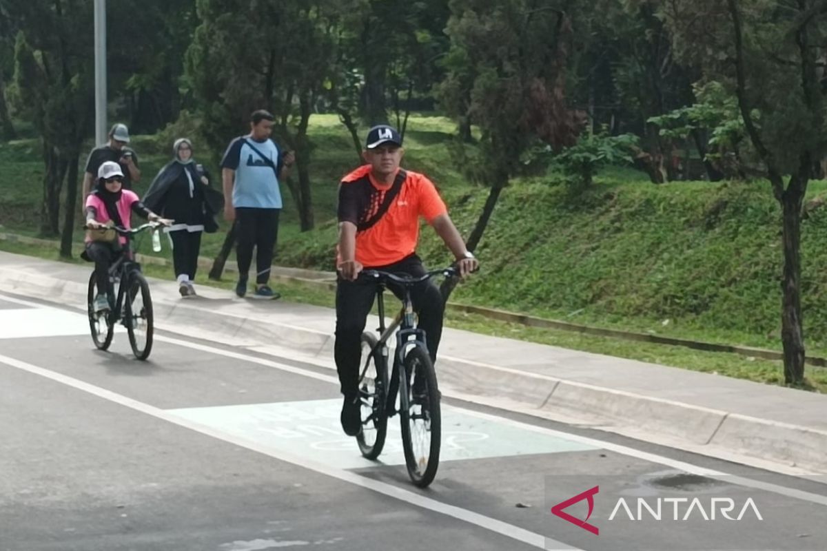 Jakarta kemarin, pria bersepeda meninggal hingga "Green TMII"