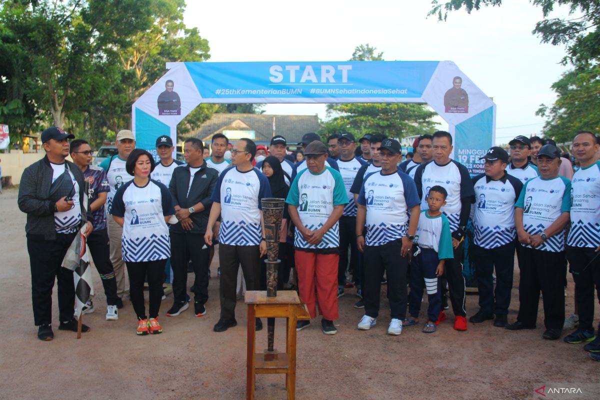 3.000 warga Bangka Tengah ikuti jalan sehat bersama BUMN