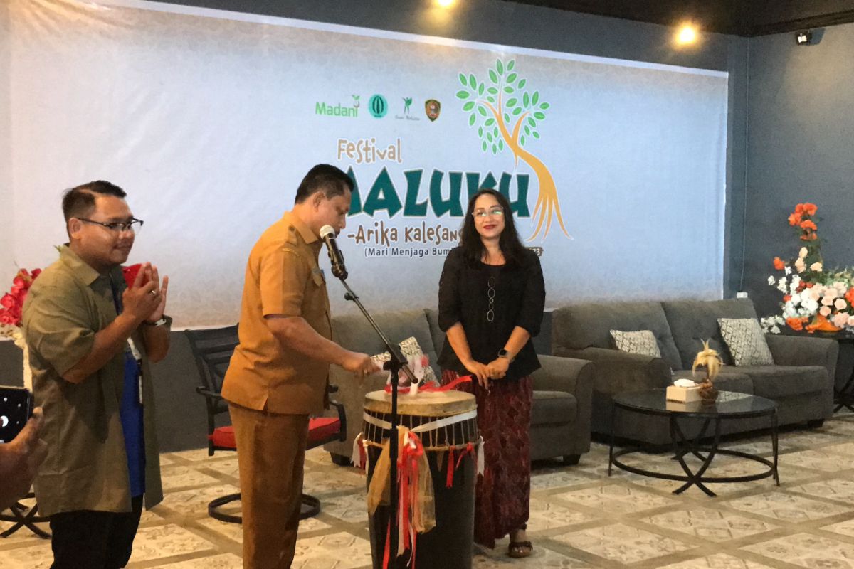 Festival Maluku Arika Kalesang Bumi edukasi warga rawat lingkungan