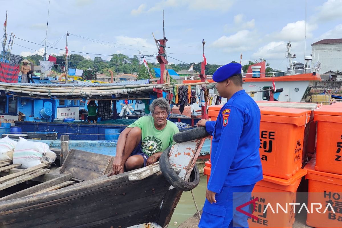 Polisi Bangka Barat meningkatkan pengawasan aktivitas Pelabuhan Lama