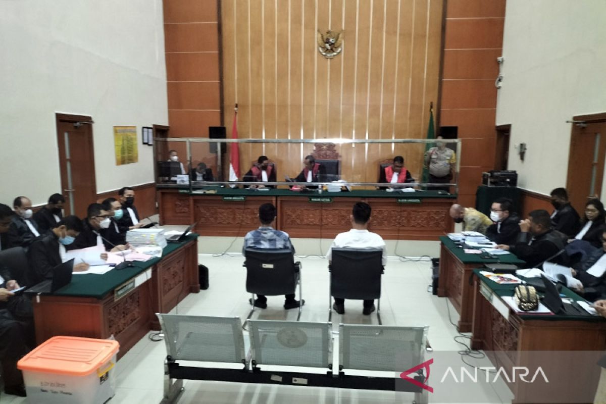 Mantan Kapolsek jadi kurir sabu milik Teddy Minahasa