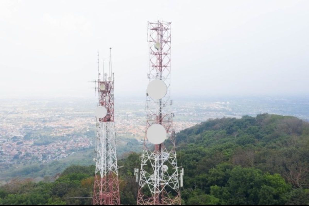 Perkokoh posisi, Mitratel akuisisi menara telekomunikasi Indosat